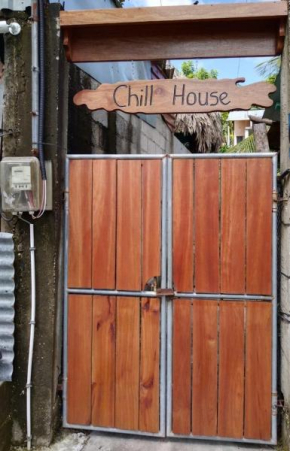 Chill House Flores